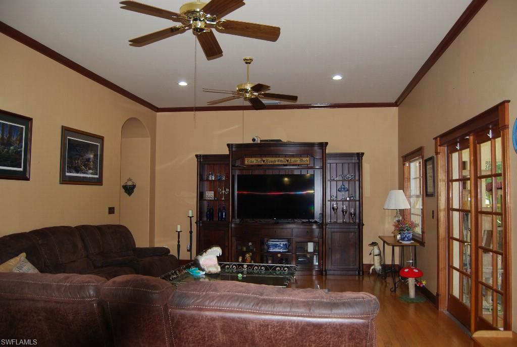 GOLDEN GATE ESTATES - Residential