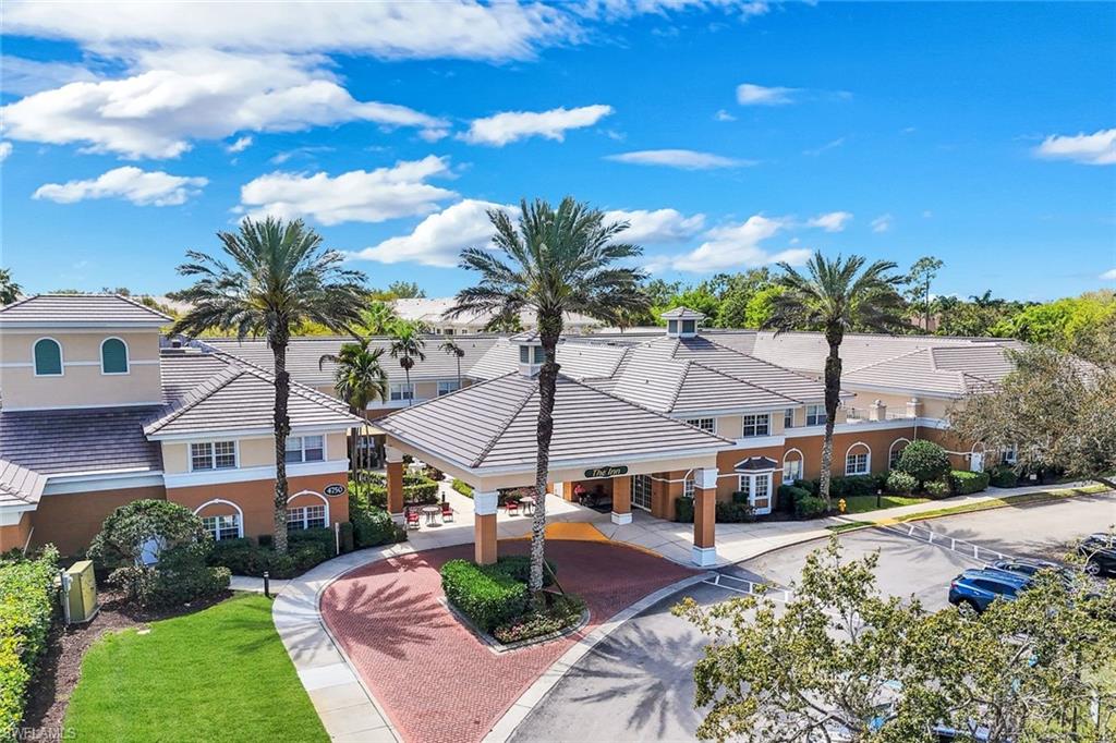 VILLAS AT ASTON GARDENS - Residential