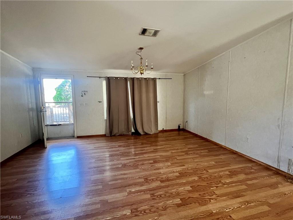 TANGLEWOOD OAKS - Residential