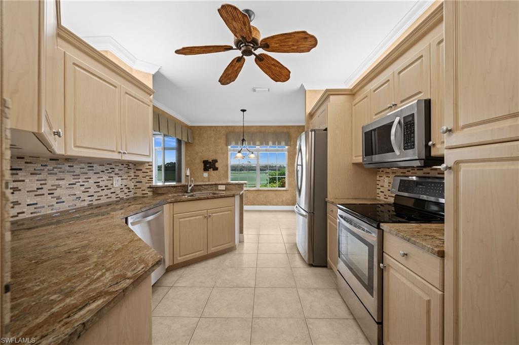 CLUBSIDE - Residential