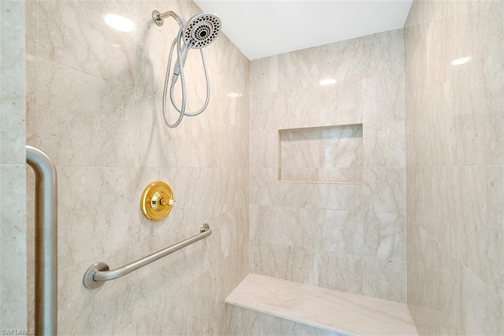 TOSCANA AT BAY COLONY - Residential