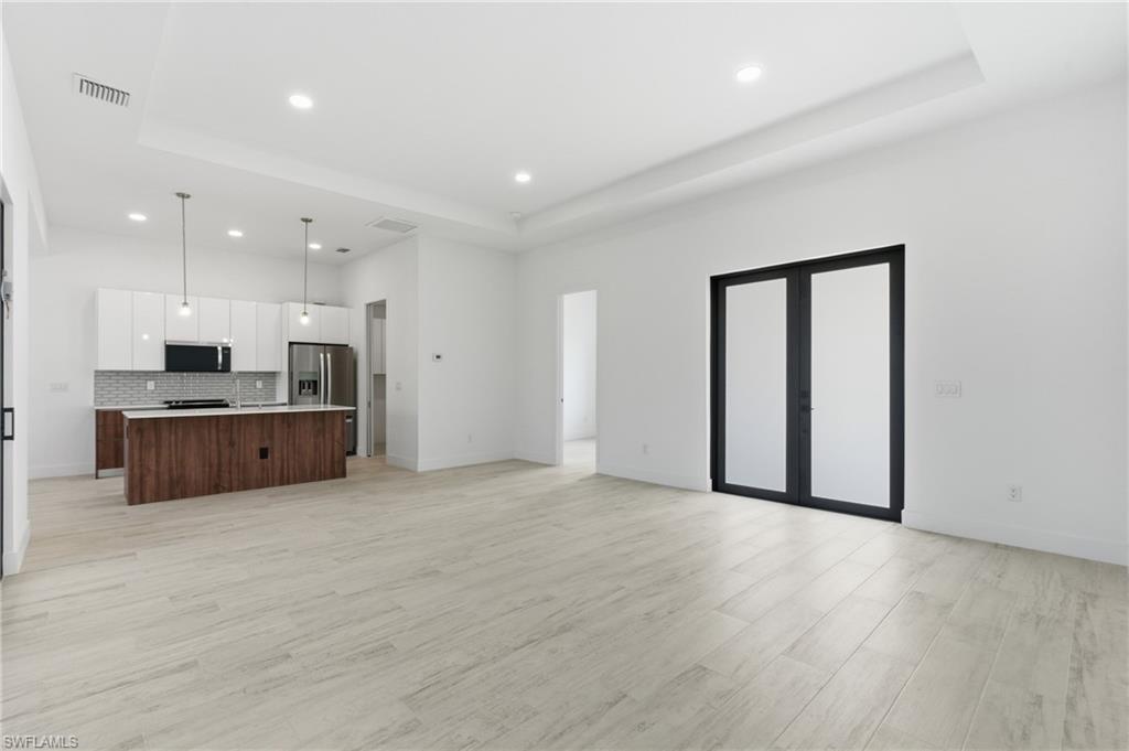 PORT CHARLOTTE - Residential