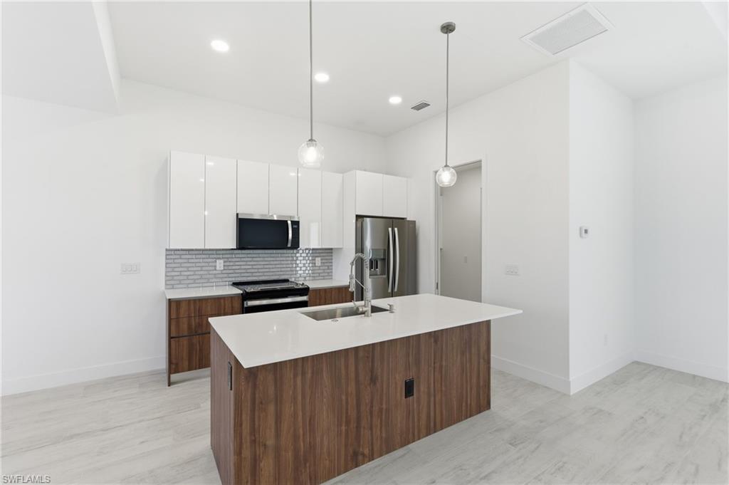 PORT CHARLOTTE - Residential