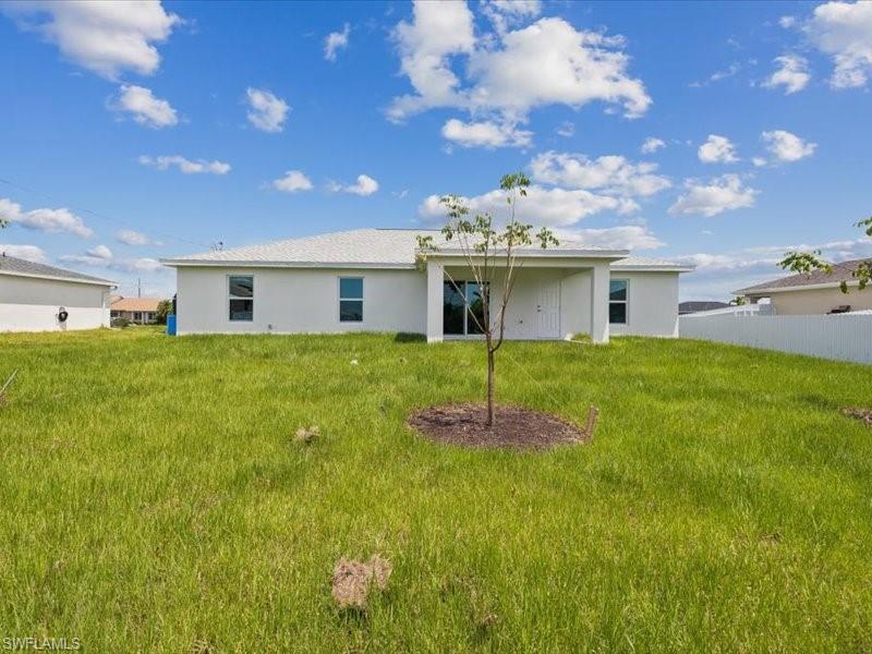 CAPE CORAL - Residential