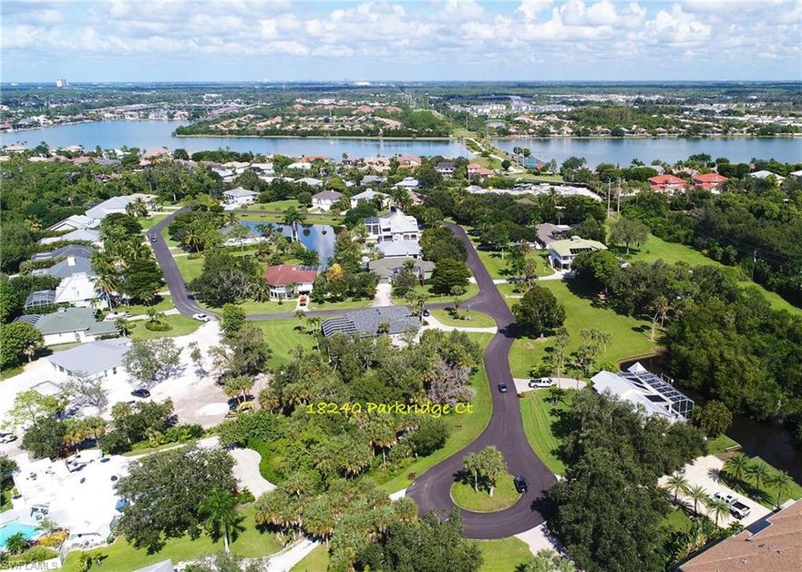 L.2344 - Prime building lot surrounded by beautiful homes in Parkridge. Don't miss out on this one, the lot's mostly cleared with a few very nice oaks, the owners have already brought in over 40 loads of fill. Build your dream home.