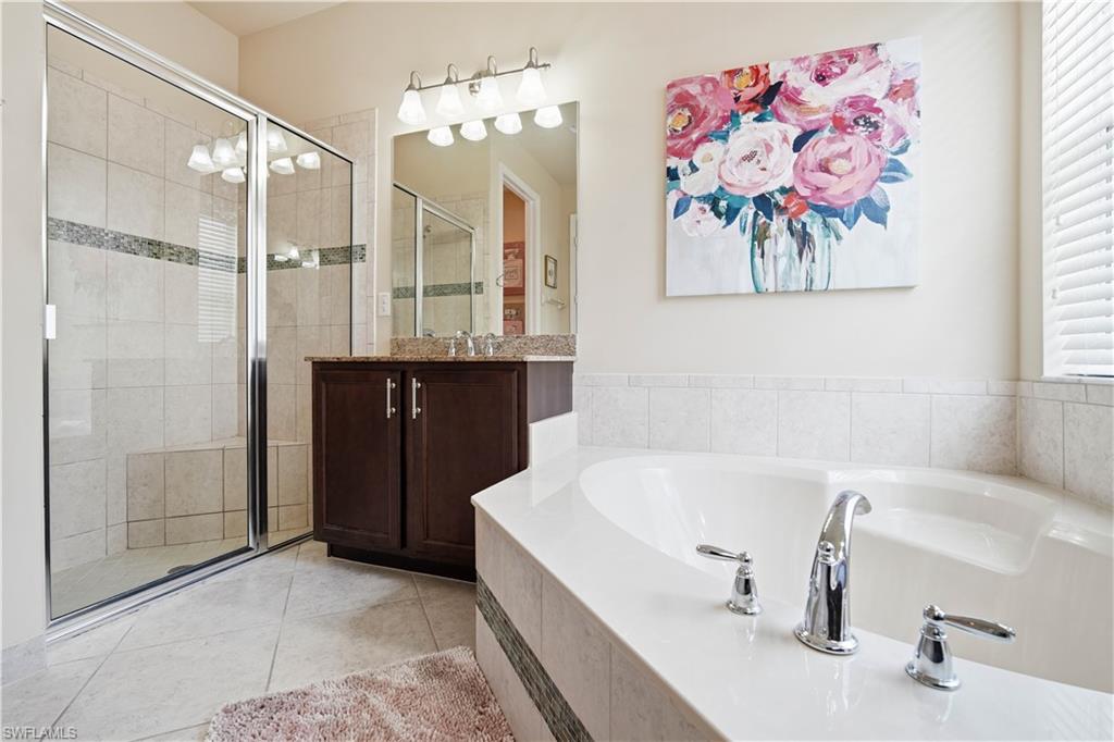 BOTANICA LAKES - Residential