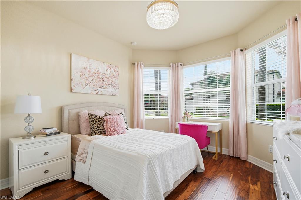 BOTANICA LAKES - Residential