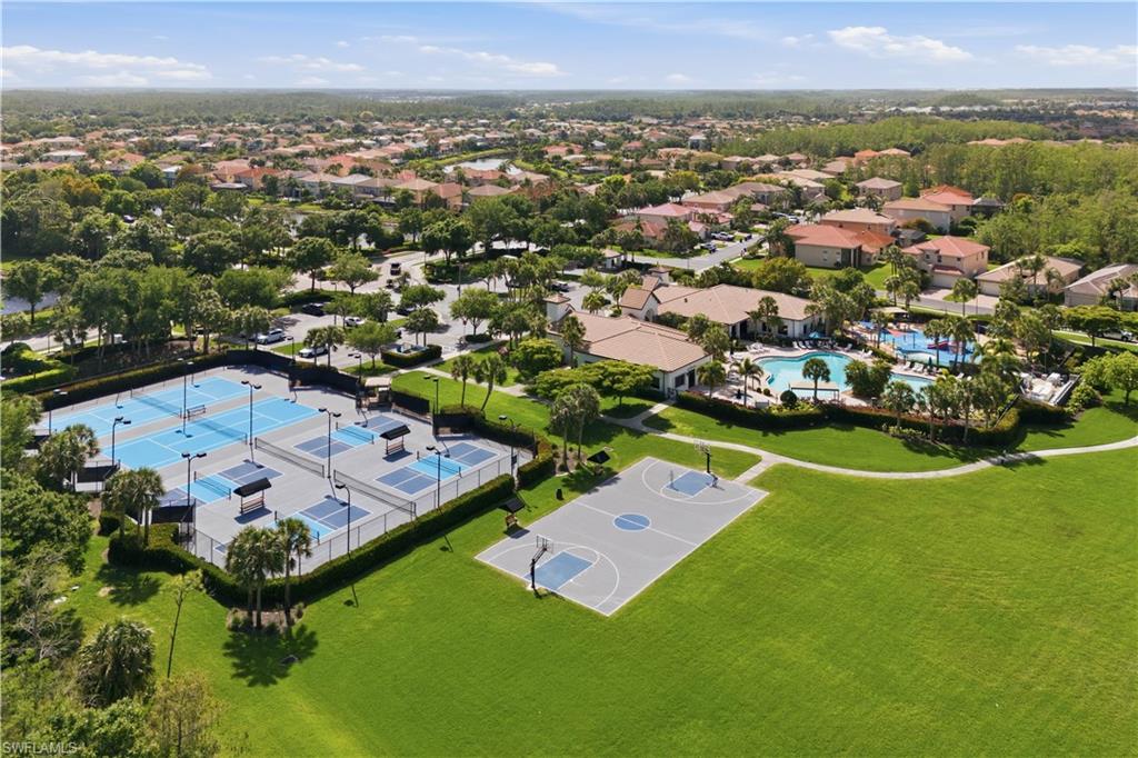 BOTANICA LAKES - Residential