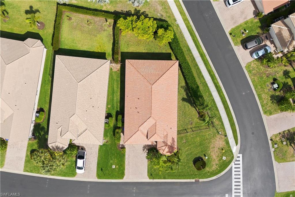 BOTANICA LAKES - Residential