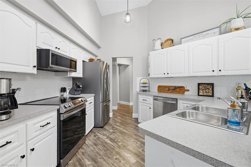 PORT CHARLOTTE - Residential