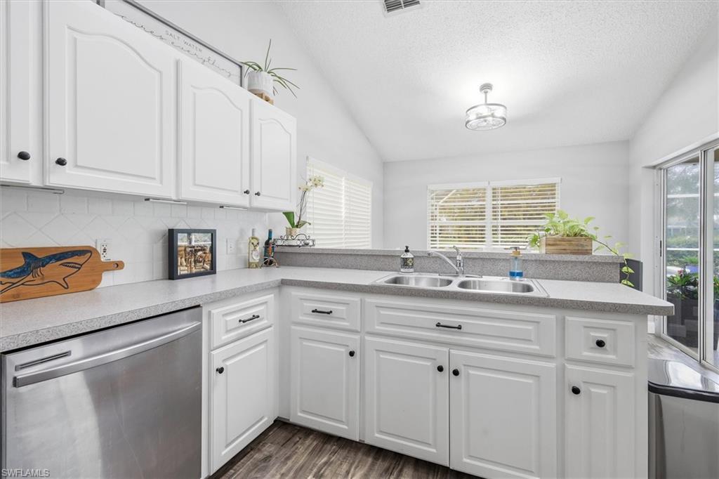 PORT CHARLOTTE - Residential