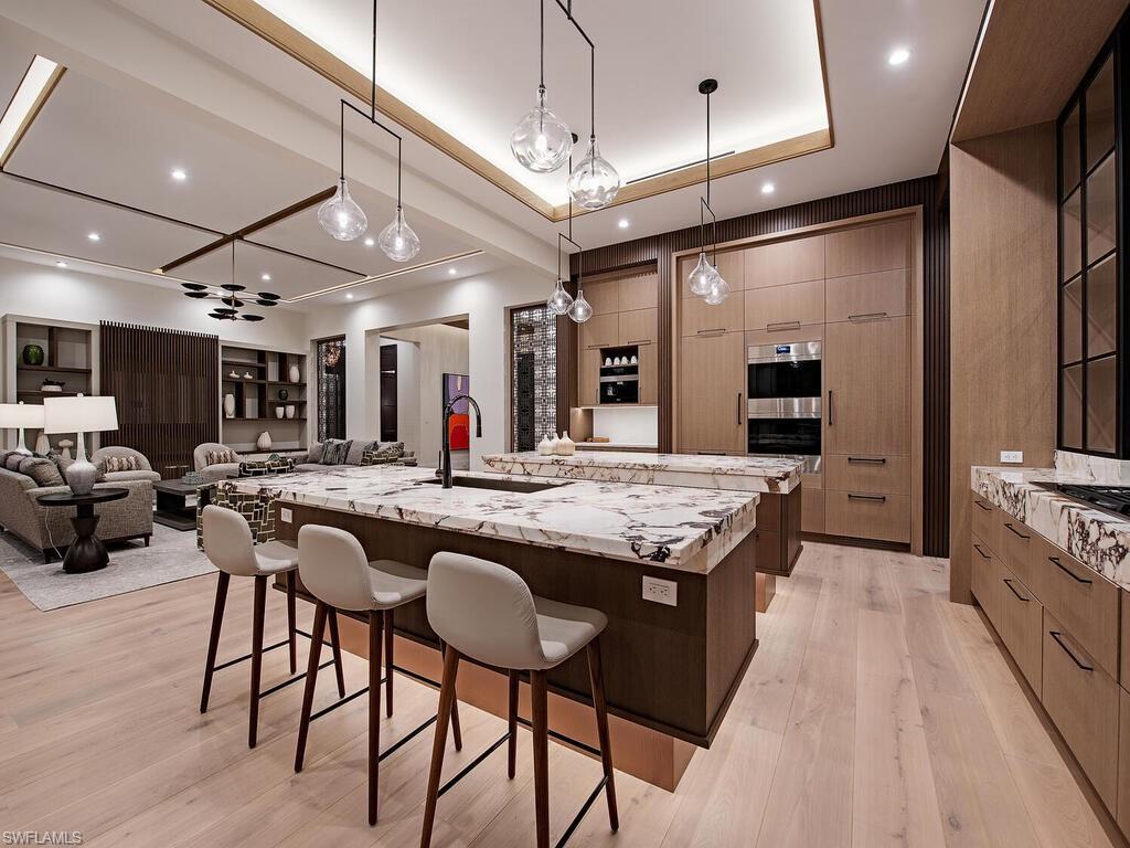 AQUALANE SHORES - Residential