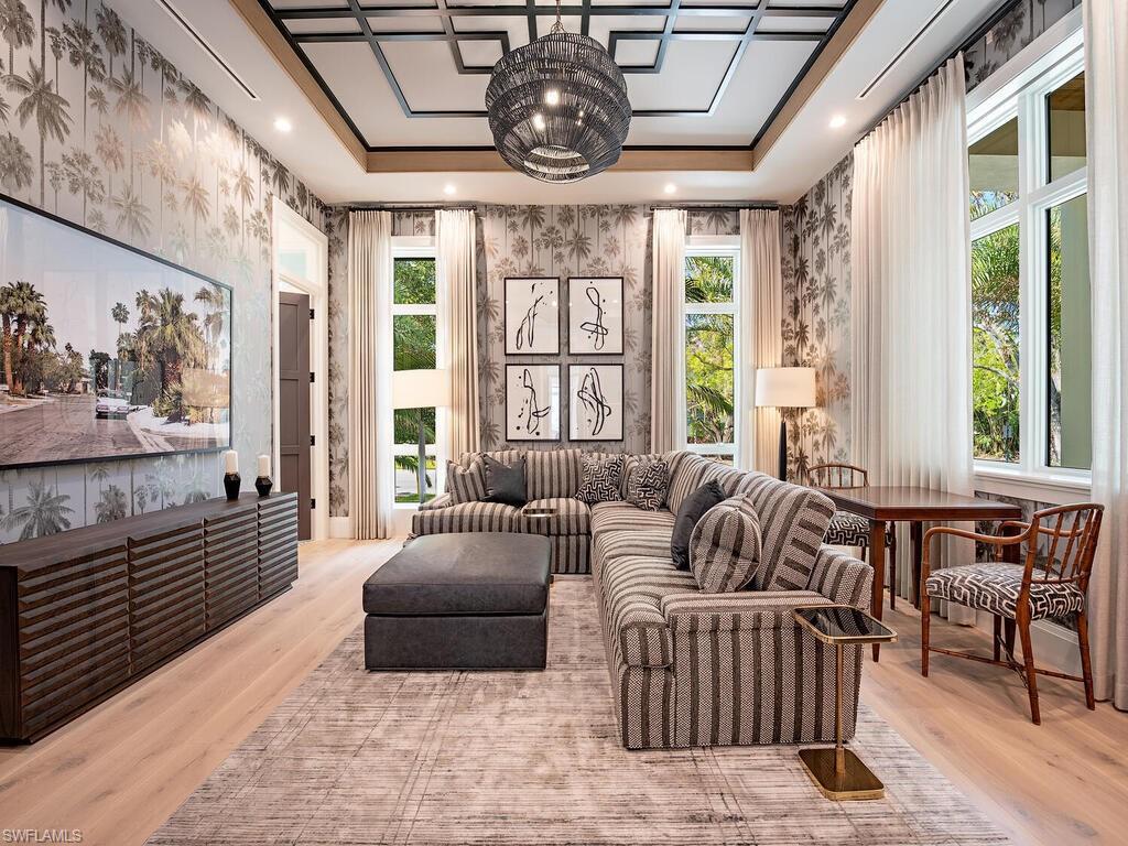 AQUALANE SHORES - Residential