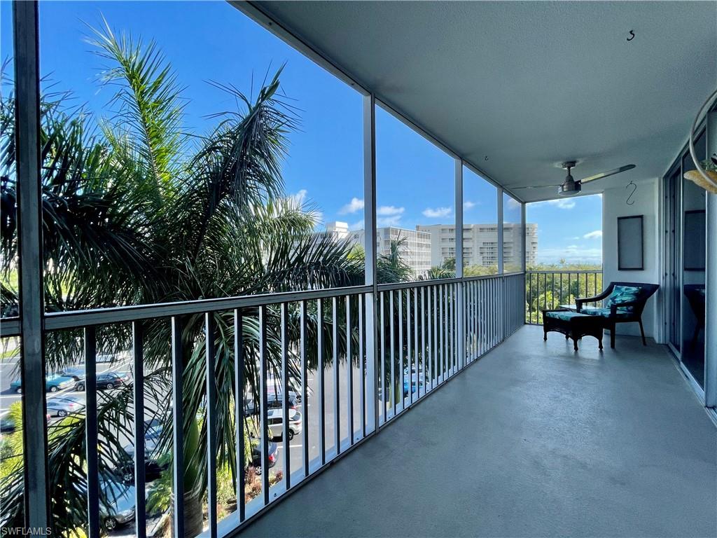 VANDERBILT TOWERS - Residential