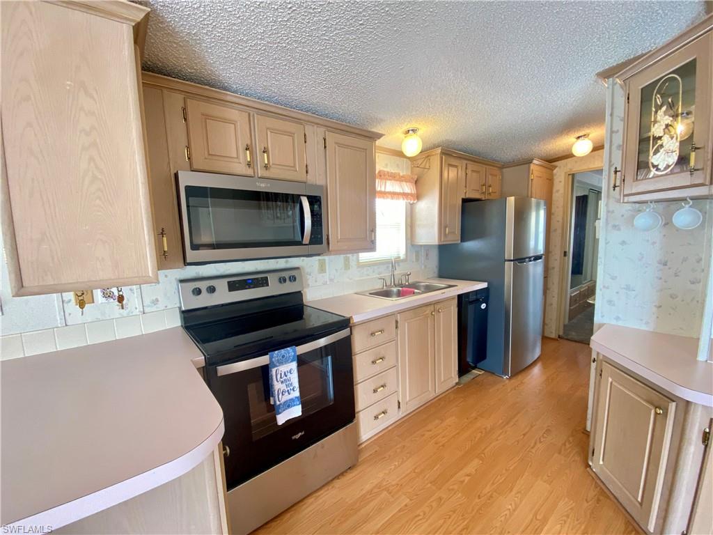 FOUNTAIN VIEW RV RESORT - Residential