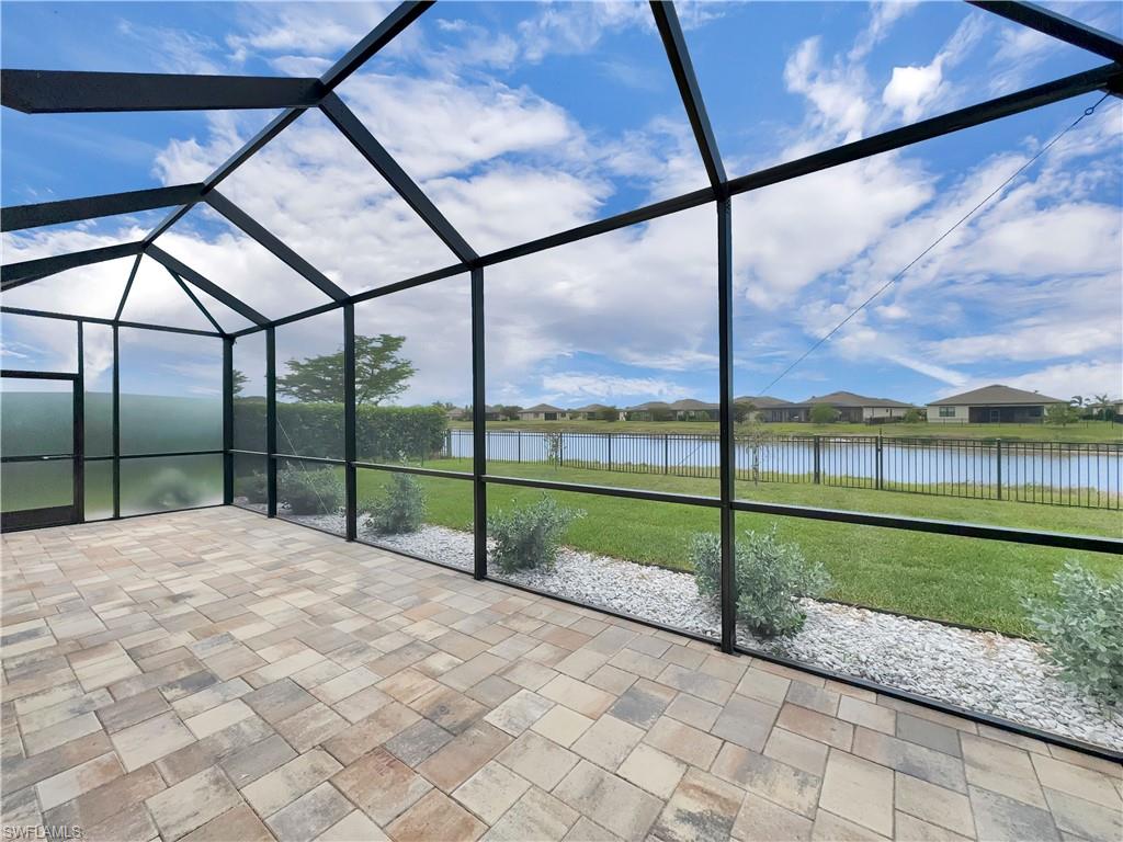 PORTICO - Residential