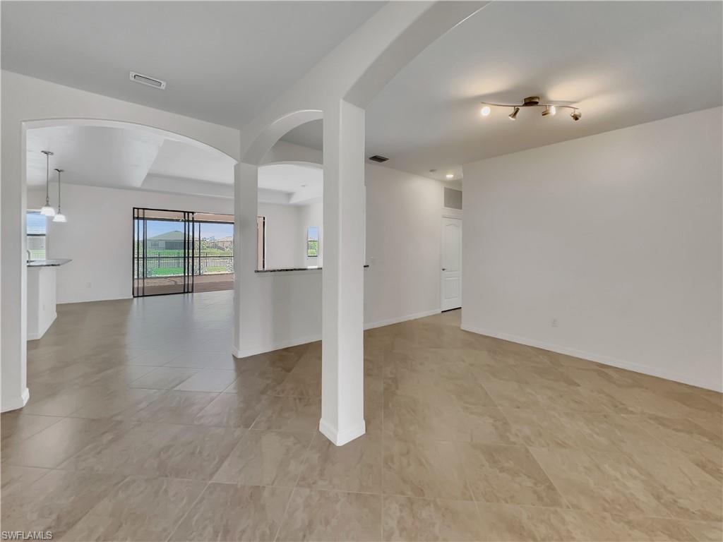 PORTICO - Residential