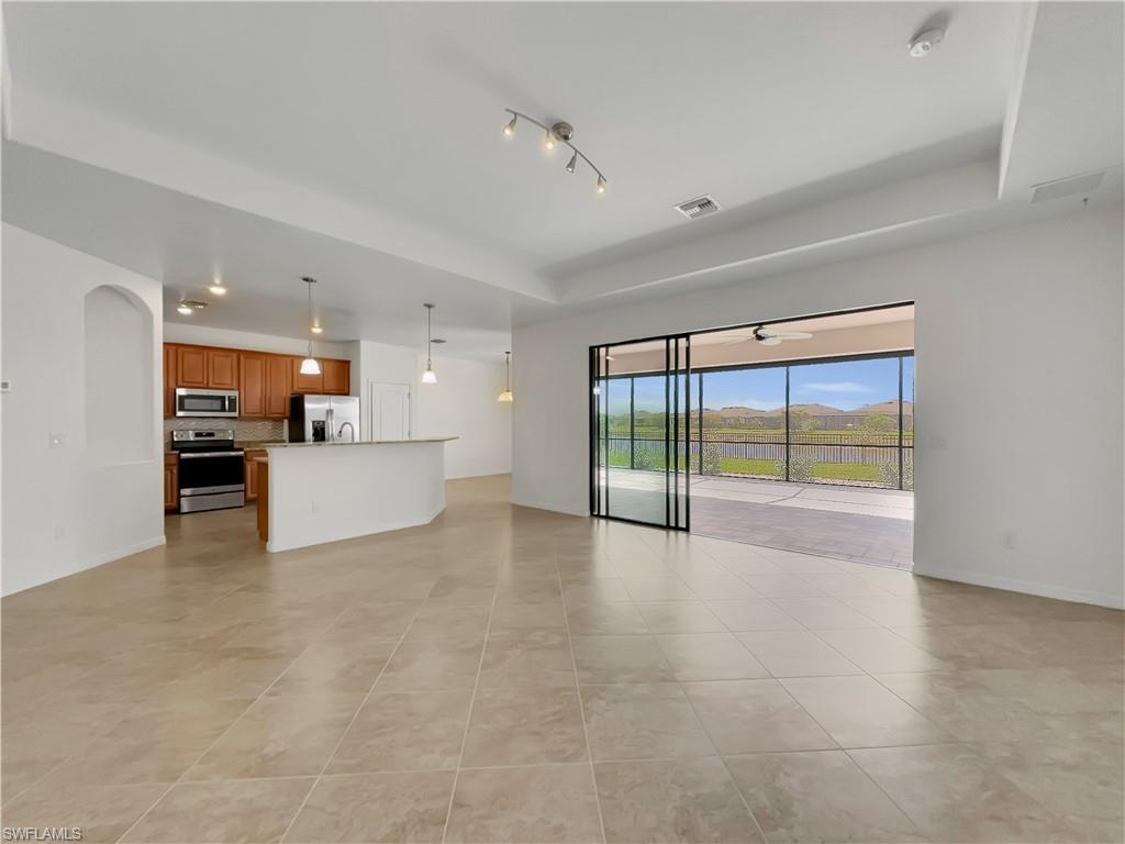 PORTICO - Residential