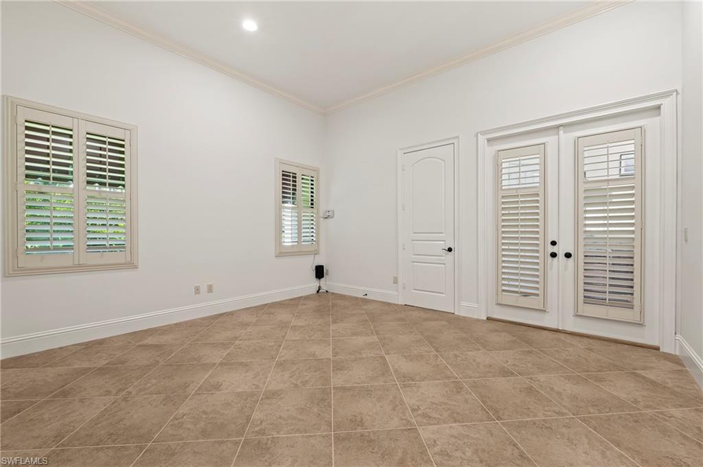 OAKES ESTATES - Residential