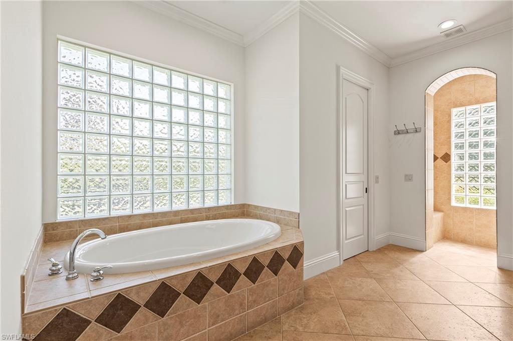 OAKES ESTATES - Residential