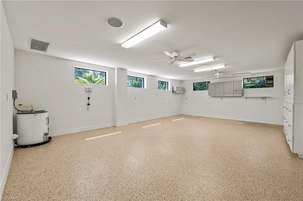 OAKES ESTATES - Residential