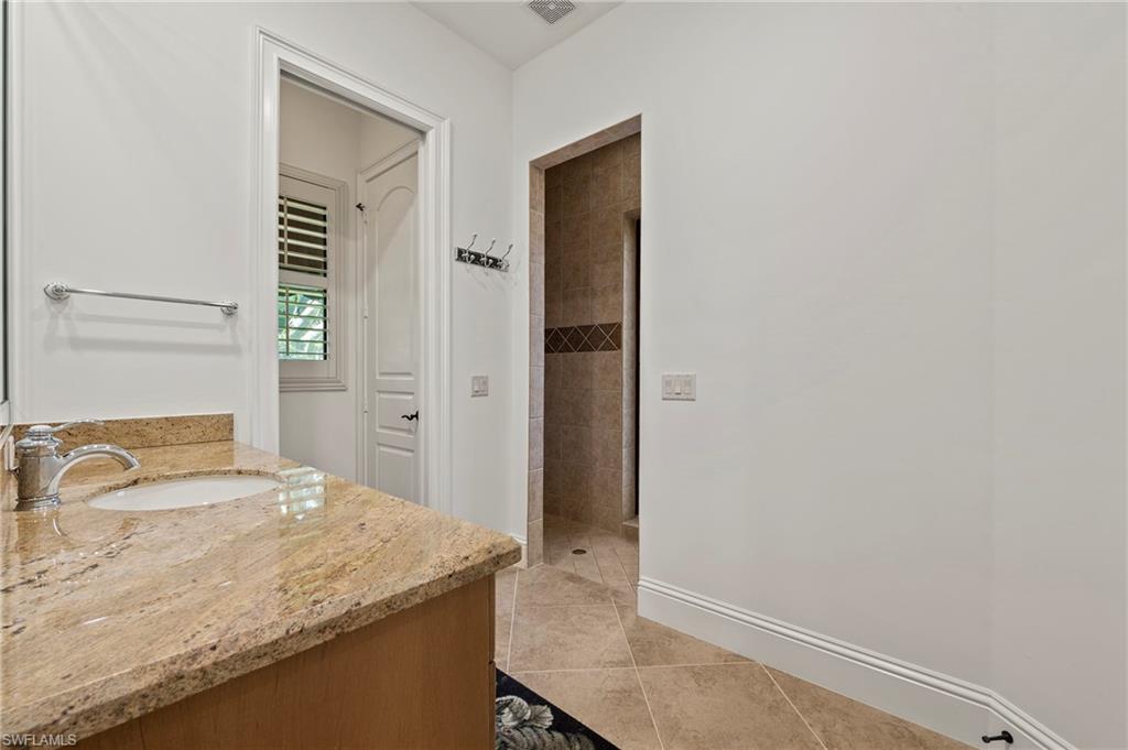 OAKES ESTATES - Residential