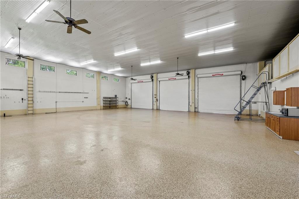 OAKES ESTATES - Residential