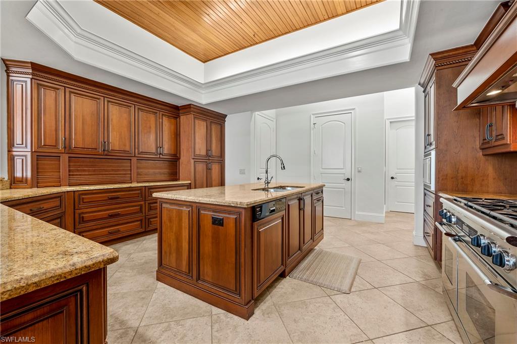 OAKES ESTATES - Residential