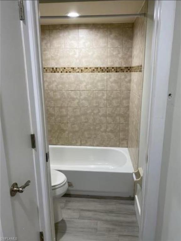 ENGLISH VILLAGE CONDO - Residential