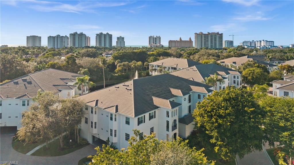 BREAKWATER - Residential