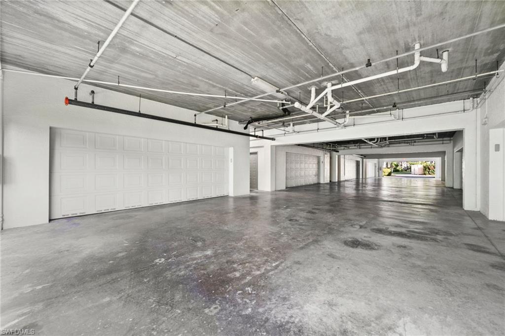 BREAKWATER - Residential