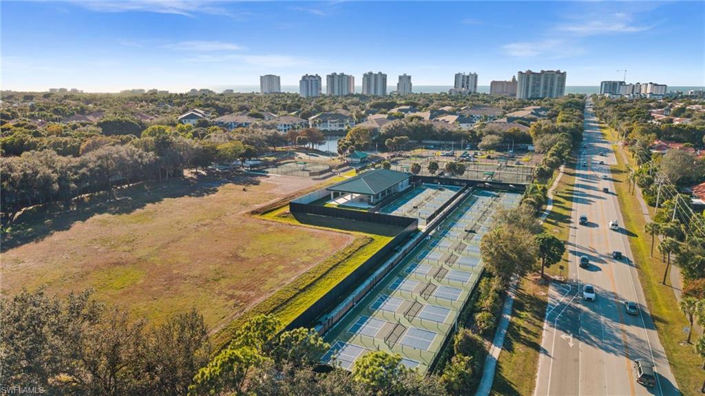 BREAKWATER - Residential