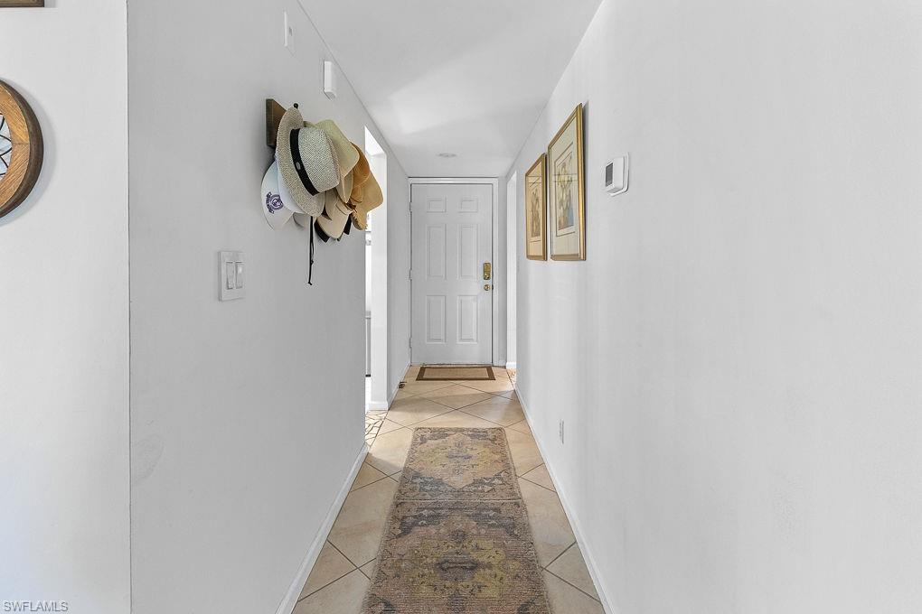 ANDOVER SQUARE - Residential