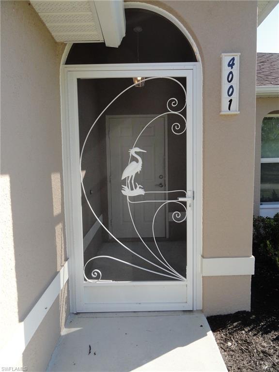 CAPE CORAL - Residential