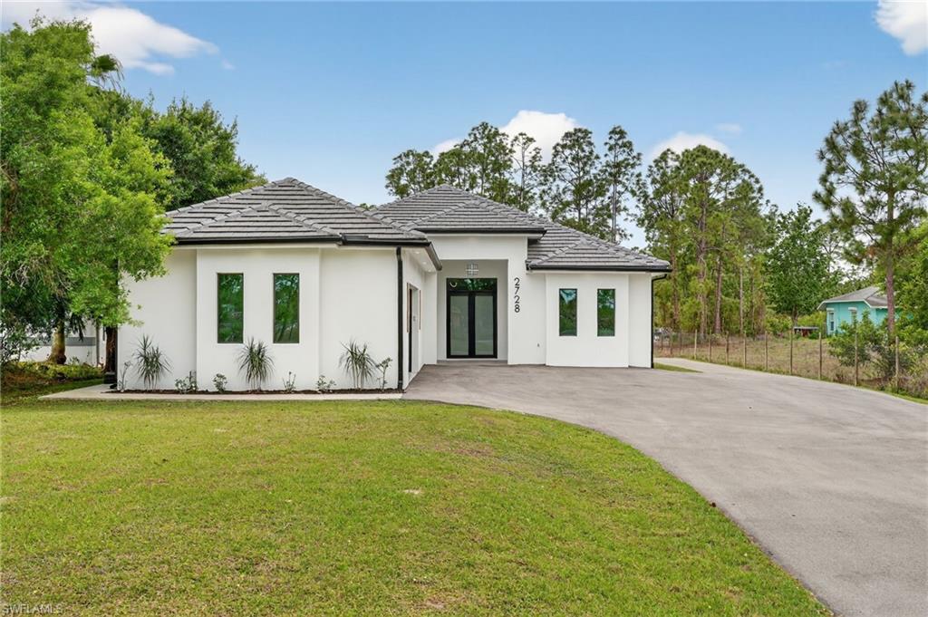 GOLDEN GATE ESTATES - Residential