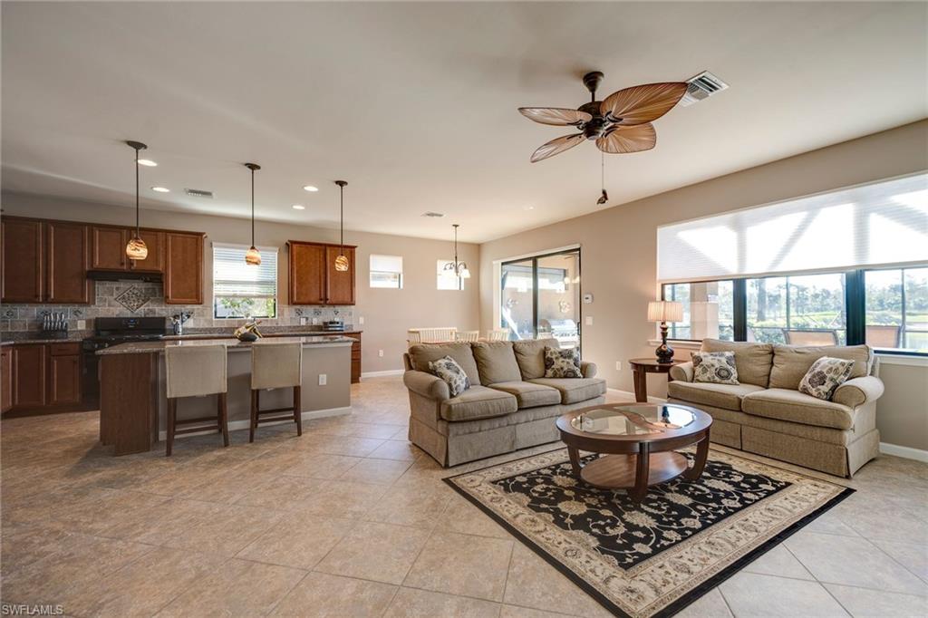 WINDING CYPRESS - Residential