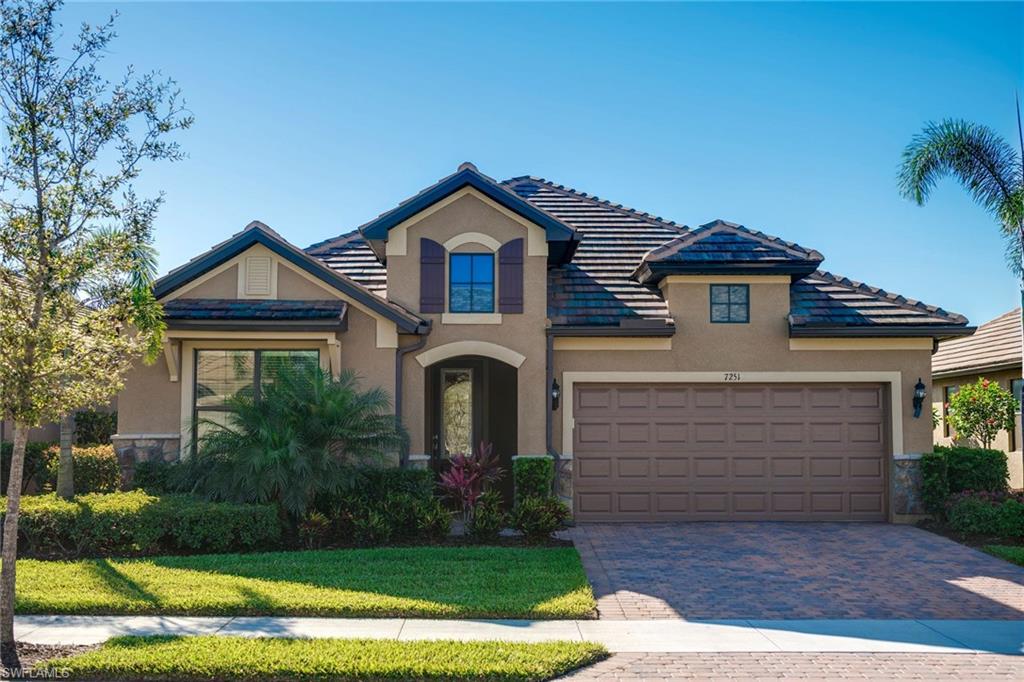 WINDING CYPRESS - Residential