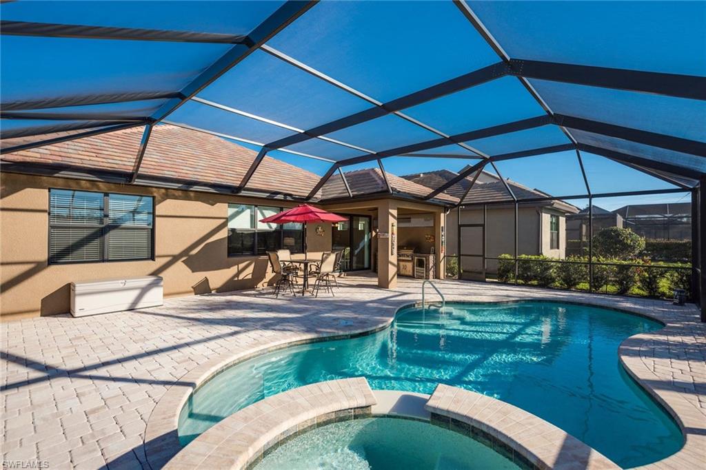 WINDING CYPRESS - Residential