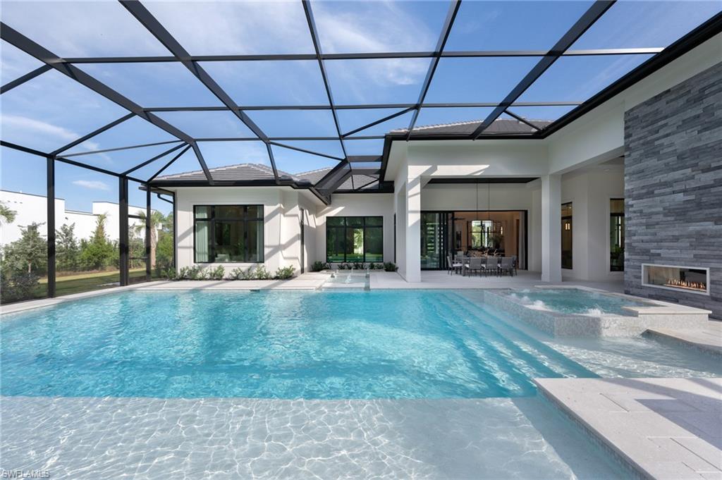SILVER OAK NAPLES - Residential