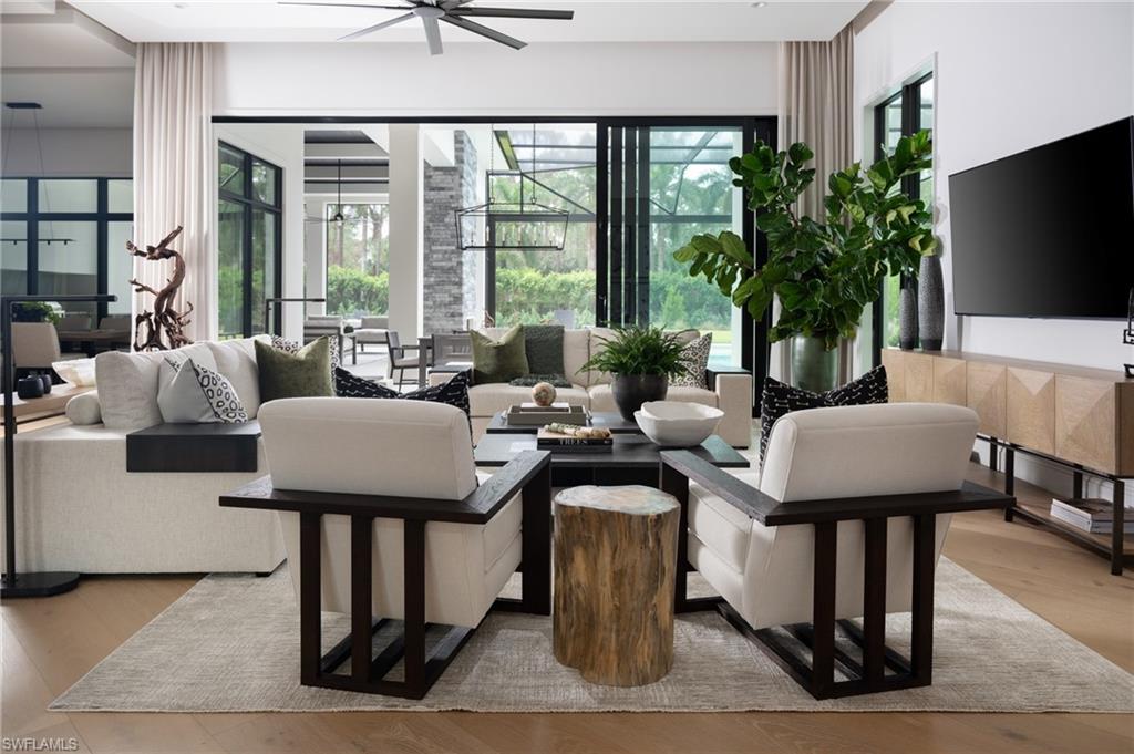 SILVER OAK NAPLES - Residential