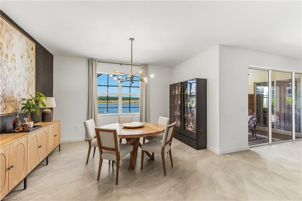 COUNTRY CLUB - Residential