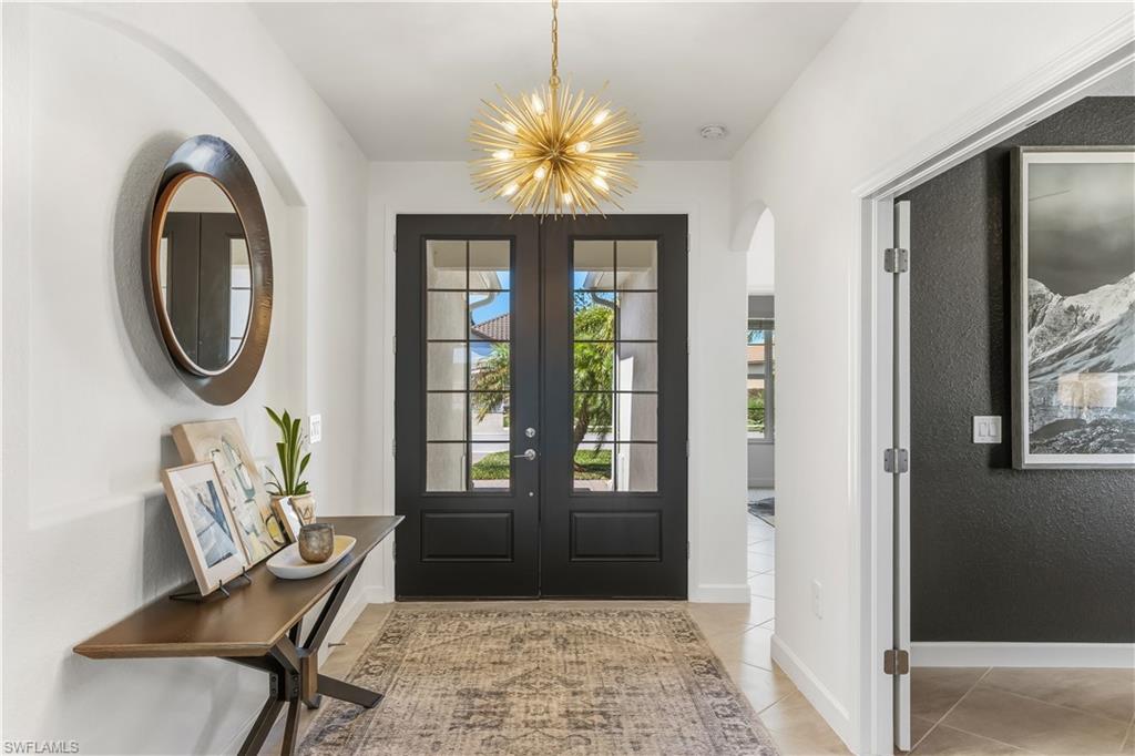 COUNTRY CLUB - Residential