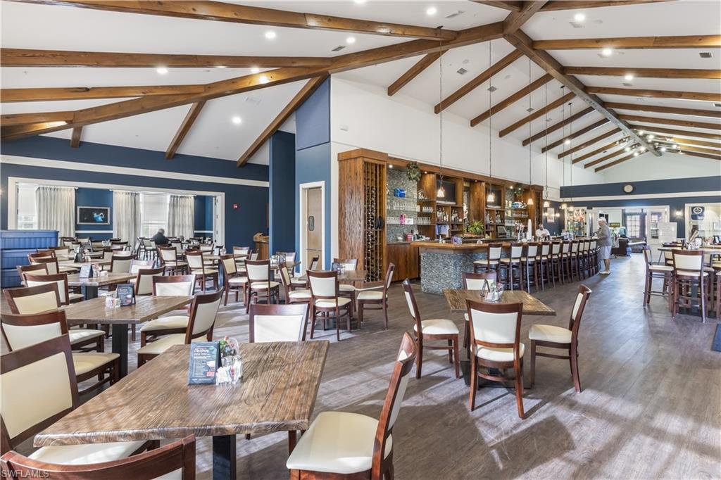 COUNTRY CLUB - Residential