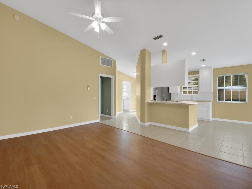 ISLAND WALK - Residential