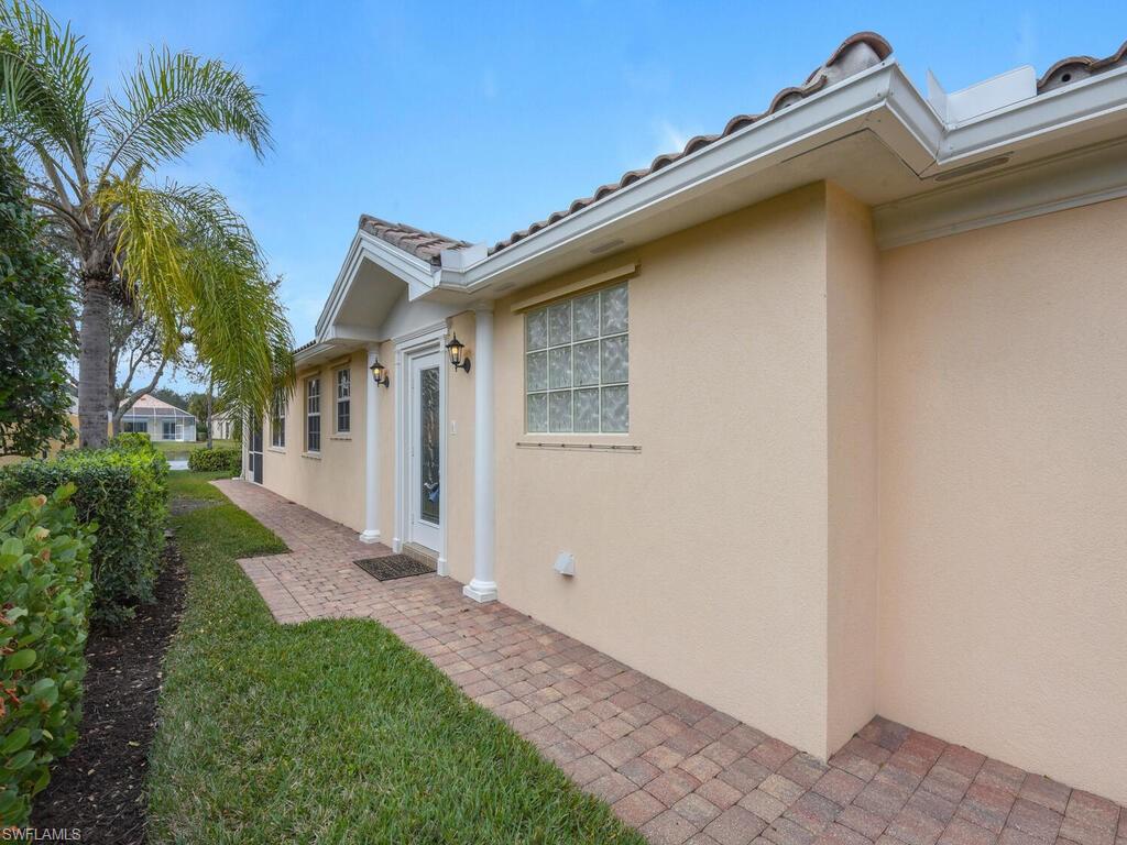 ISLAND WALK - Residential