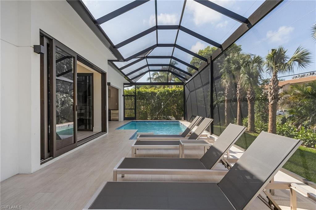 MARCO BEACH - Residential