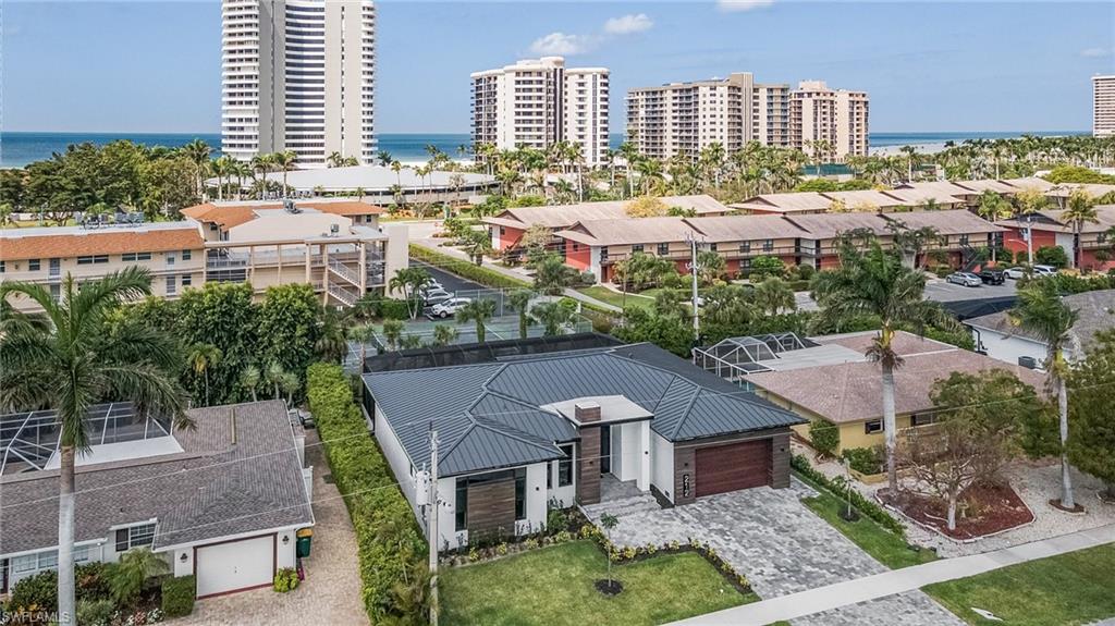 MARCO BEACH - Residential