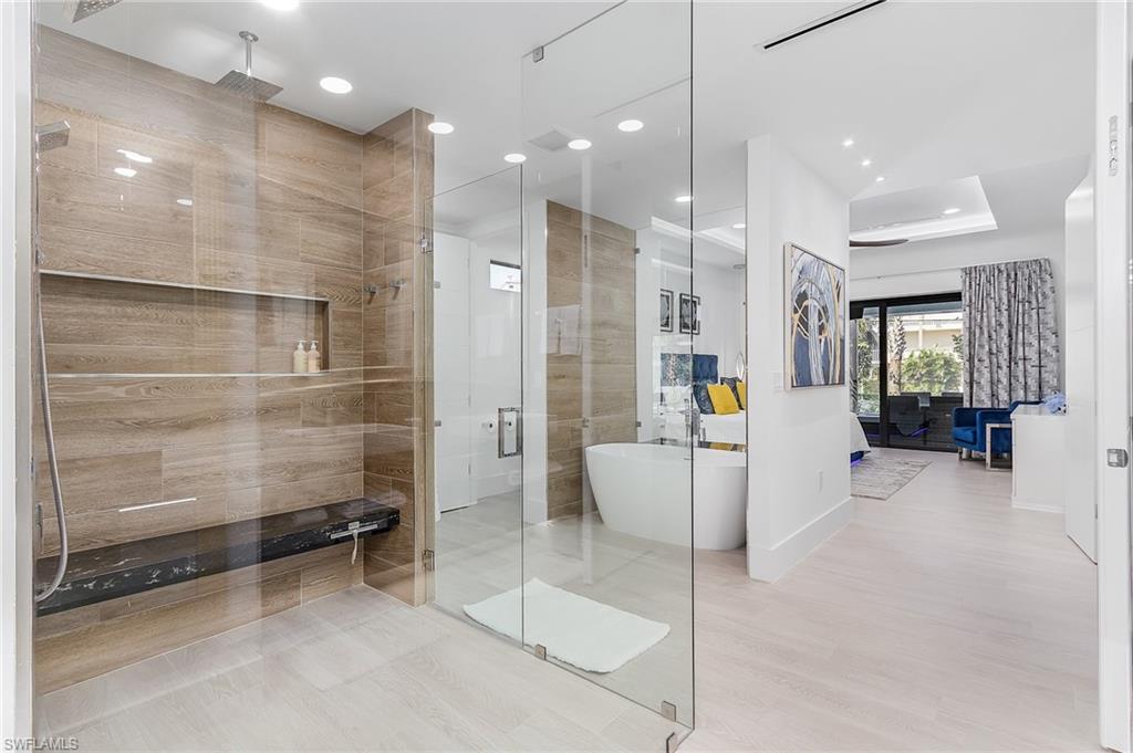 MARCO BEACH - Residential