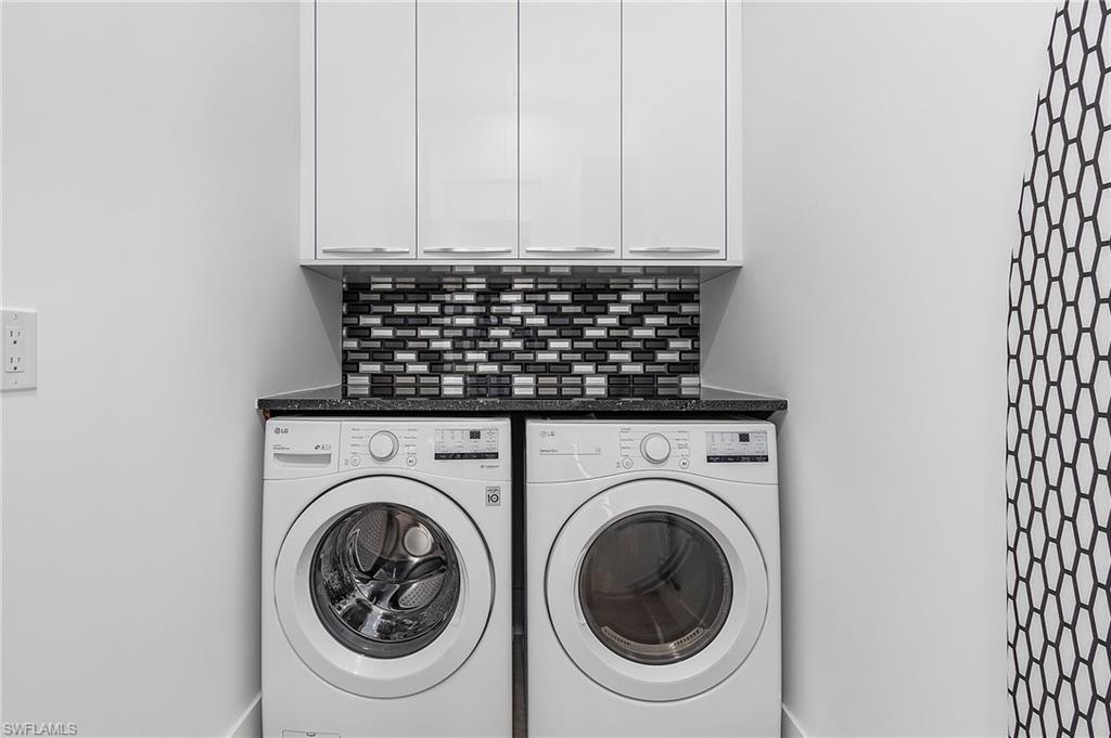 MARCO BEACH - Residential