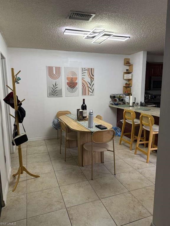 VILLAGE OF CEDARBEND - Residential Lease